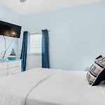 Boardwalk 209